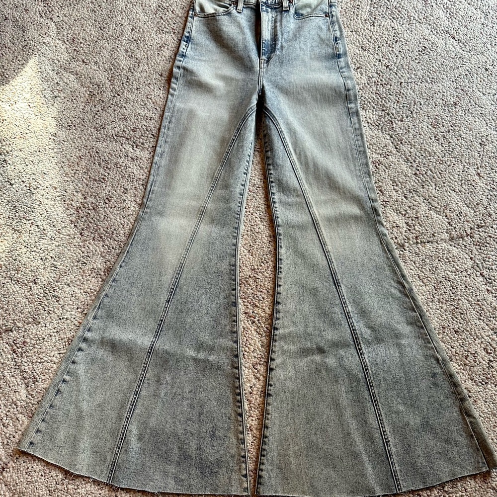 Alice + Olivia Gray Flare Jeans